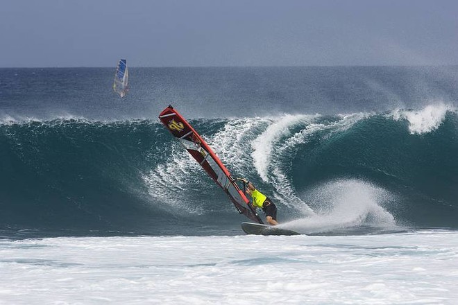 Polakow digs in - 2008 Cabo Verde PWA World Cup ©  John Carter / PWA http://www.pwaworldtour.com